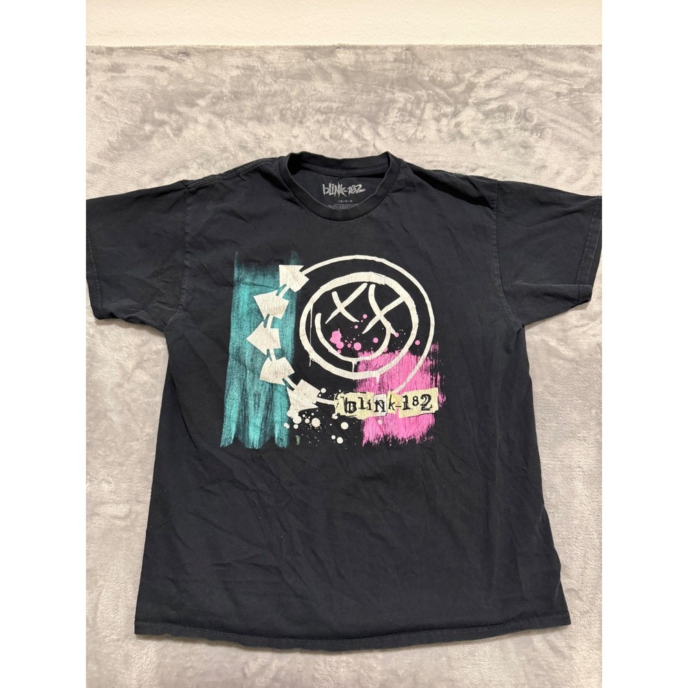 Blink-182 Graphic T-Shirt Mens Large Black Smiley Face Logo Pop Punk Band Tee